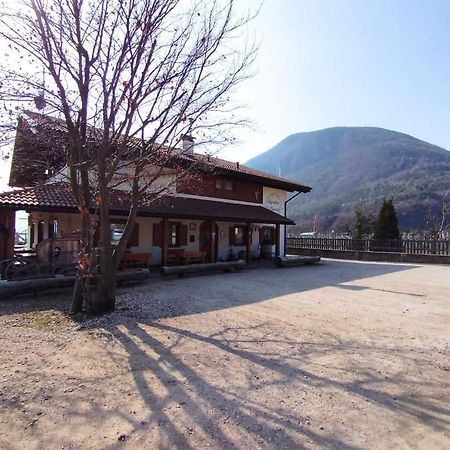 Agriturismo Le Cavade 켐브라 외부 사진