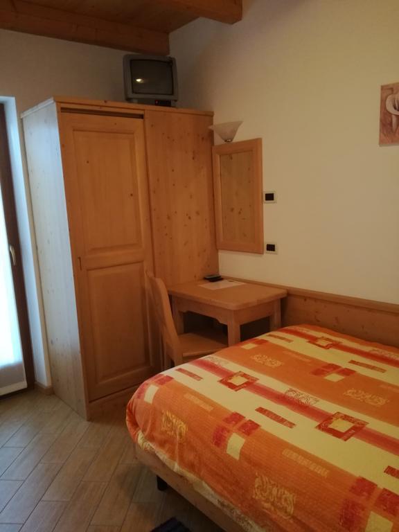 Agriturismo Le Cavade 켐브라 외부 사진